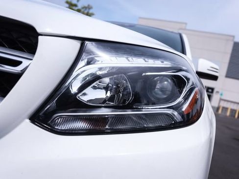 Used 2018 Mercedes-Benz GLS 450 4MATIC image 13