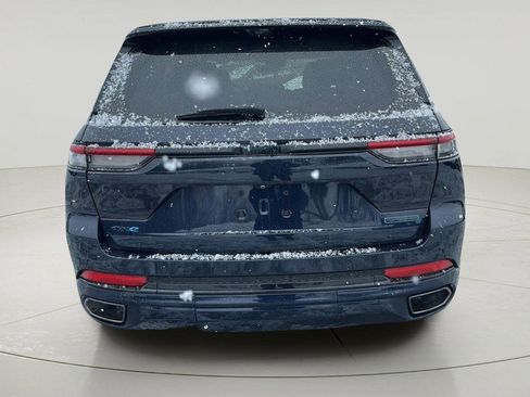 Used 2023 Jeep Grand Cherokee 30th Anniversary AWD/4WD image 6