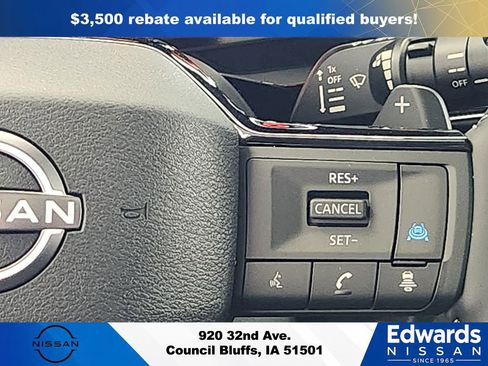 New 2026 Nissan Pathfinder SL w/ SL Premium Package AWD/4WD image 30