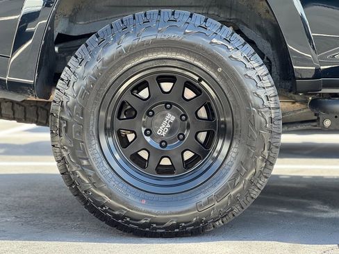 Used 2022 Toyota 4Runner TRD Off-Road Premium w/ Moonroof Package AWD/4WD image 36