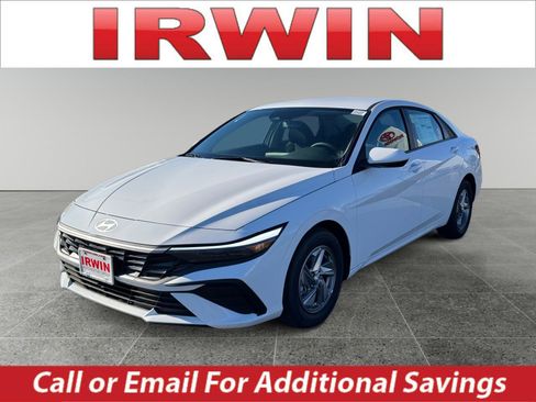New 2025 Hyundai Elantra SE image 1