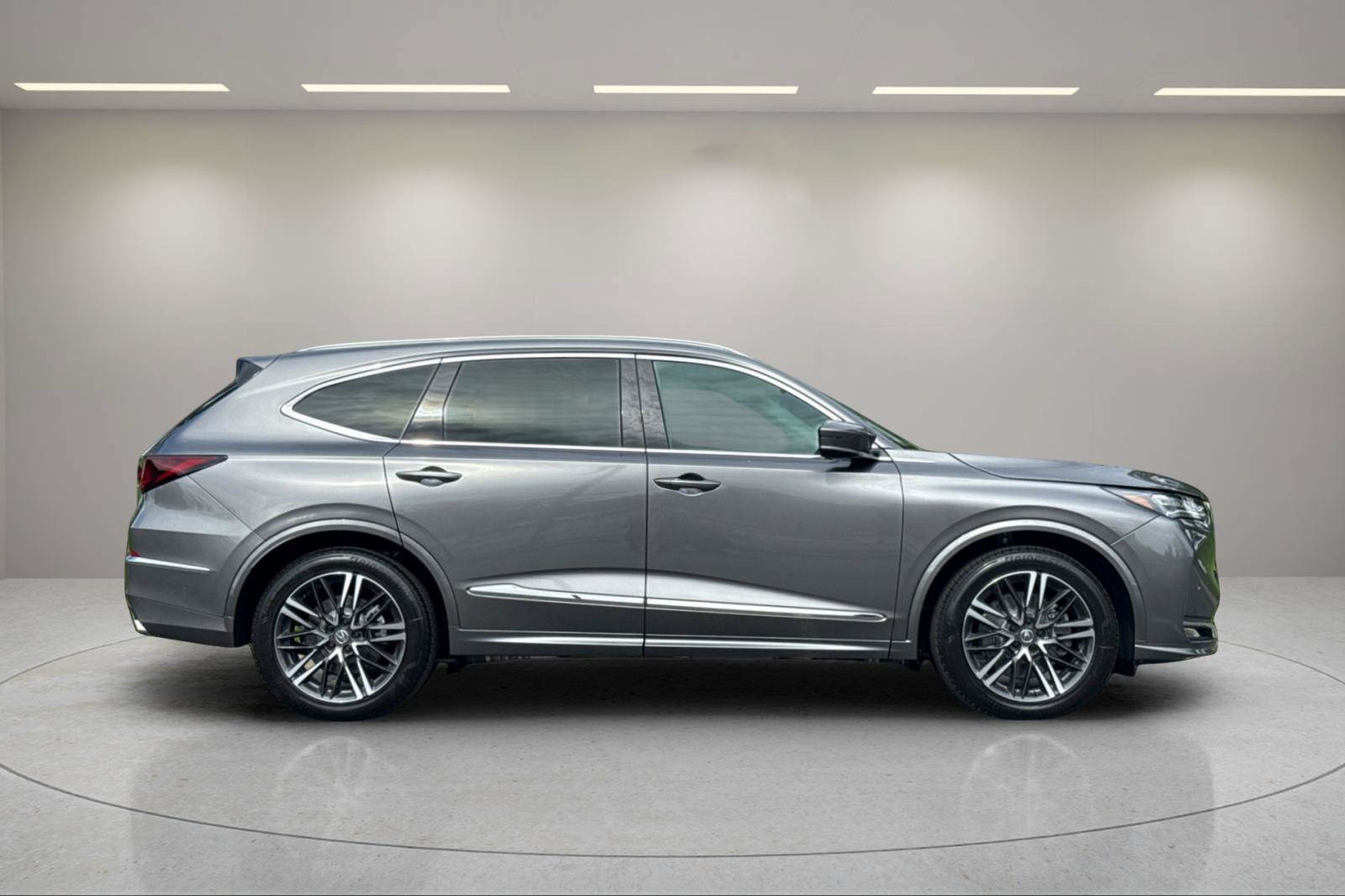 Used 2026 Acura MDX w/ Advance Package AWD/4WD image 3