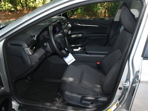 New 2026 Toyota Camry LE FWD image 3