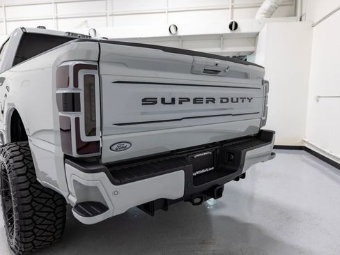Used 2025 Ford F250 Platinum AWD/4WD image 22
