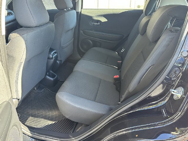 Used 2019 Honda HR-V LX image 13