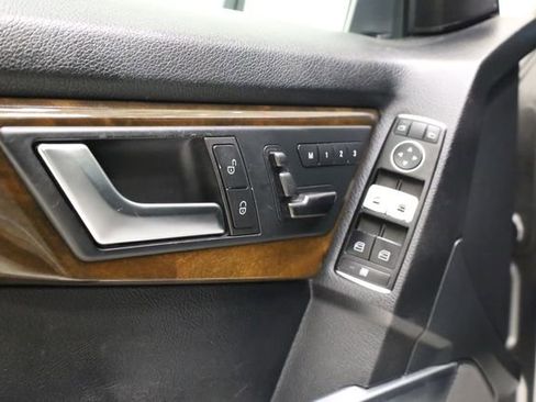 Used 2015 Mercedes-Benz GLK 350 4MATIC image 18