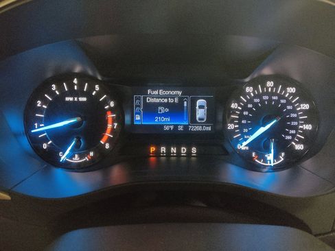 Used 2015 Ford Fusion SE w/ Equipment Group 201A image 23