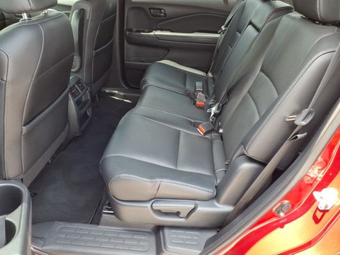 Used 2023 Honda Passport EX-L image 21