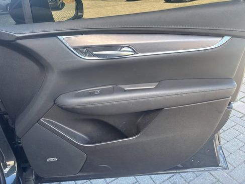 Used 2023 Cadillac XT5 Luxury image 29