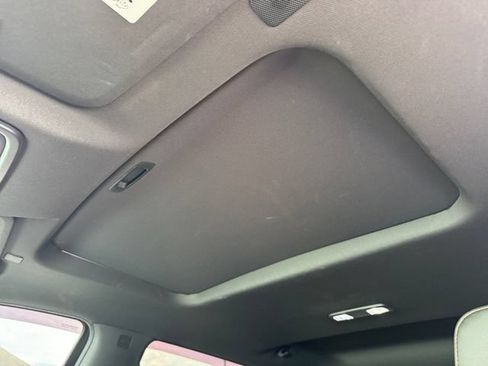 Used 2022 GMC Sierra 1500 AT4 w/ AT4 Premium Package AWD/4WD image 24