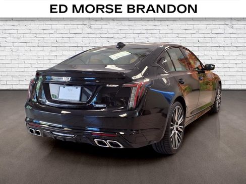 Certified 2022 Cadillac CT5 V w/ Platinum Package AWD/4WD image 5