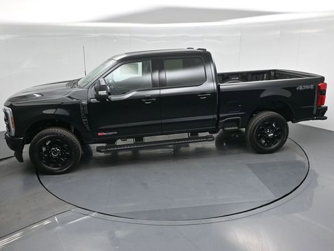 New 2025 Ford F250 Lariat w/ Lariat Ultimate Package image 43