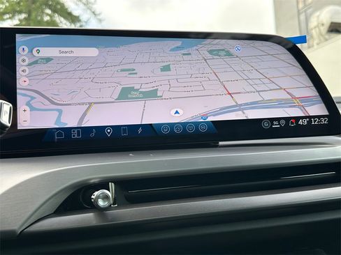 New 2026 Cadillac Vistiq Sport image 28