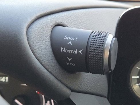 New 2025 Lexus ES 350 w/ Premium Package image 18