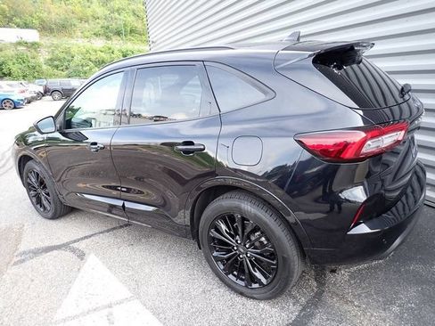 Used 2023 Ford Escape ST-Line Elite AWD/4WD image 4