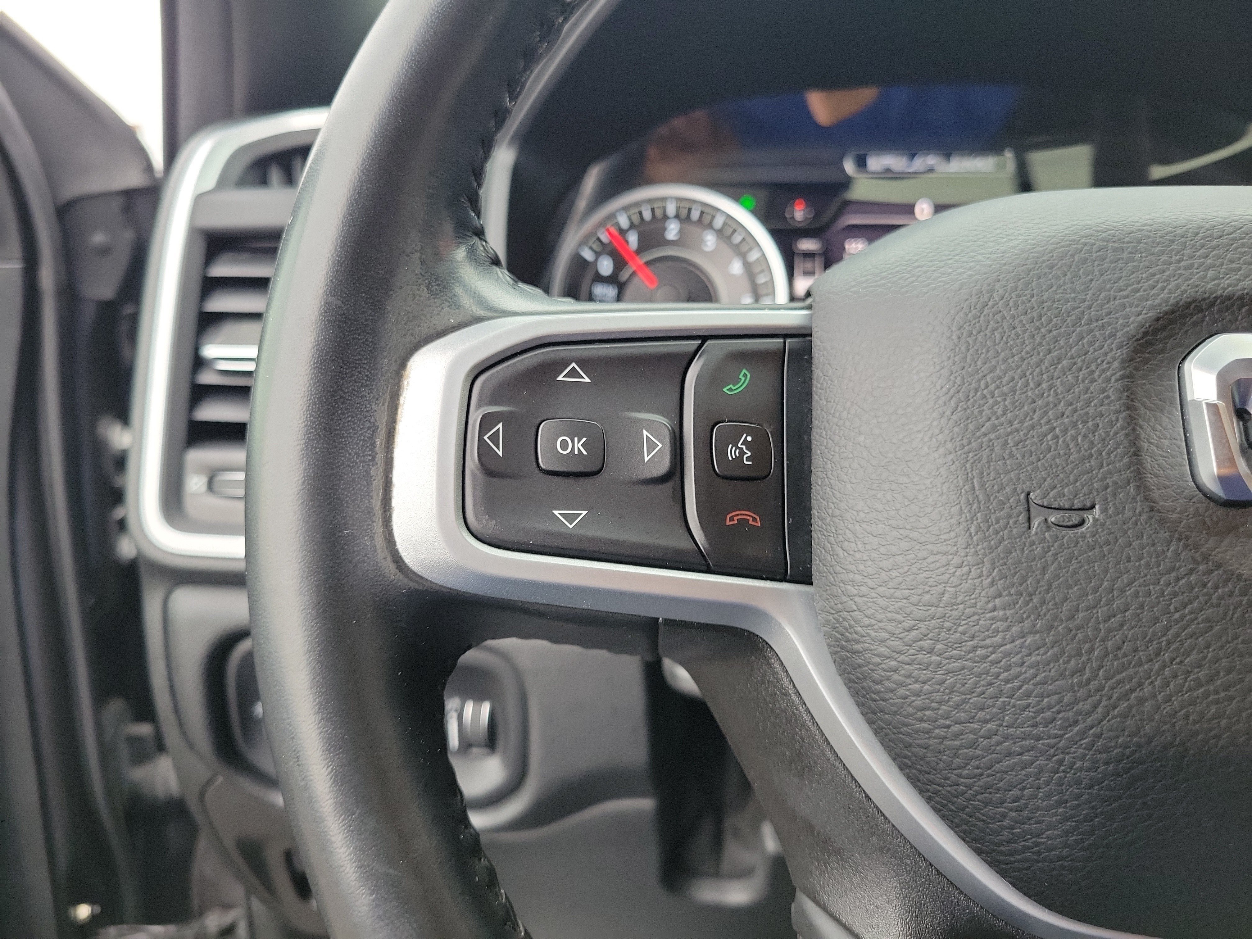Used 2022 RAM 1500 Big Horn AWD/4WD image 22