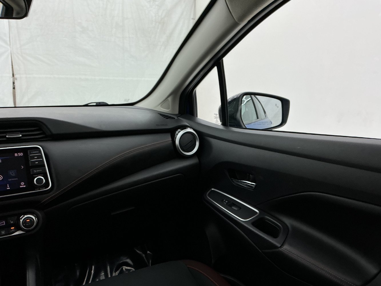 Used 2020 Nissan Versa SR w/ Convenience Package FWD image 28