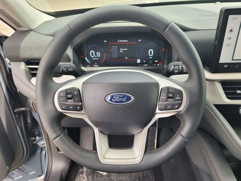 New 2026 Ford Explorer Active image 9