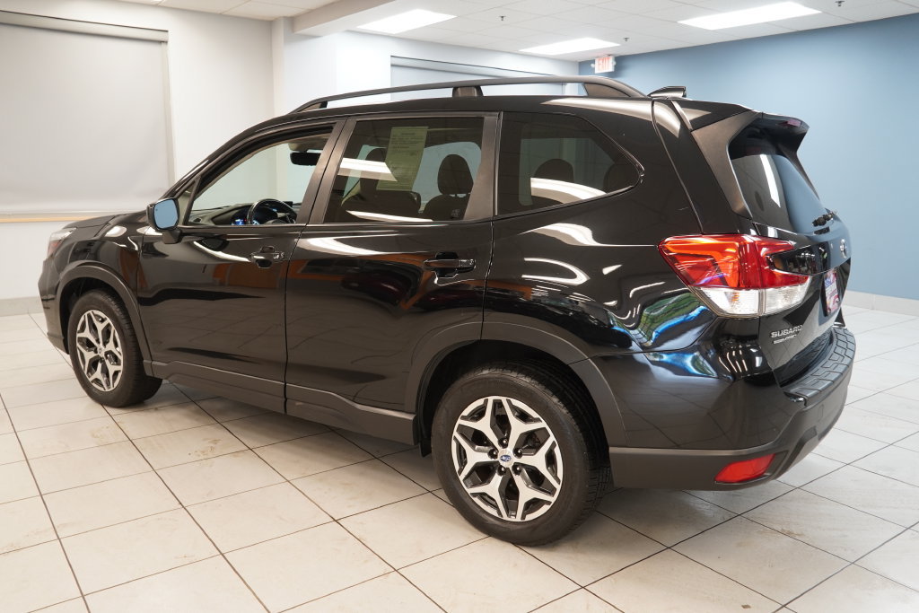 Used 2019 Subaru Forester Premium w/ Popular Package #1 AWD/4WD image 8