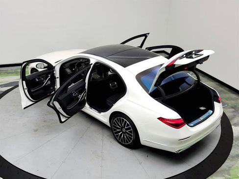Used 2022 Mercedes-Benz S 500 4MATIC image 41