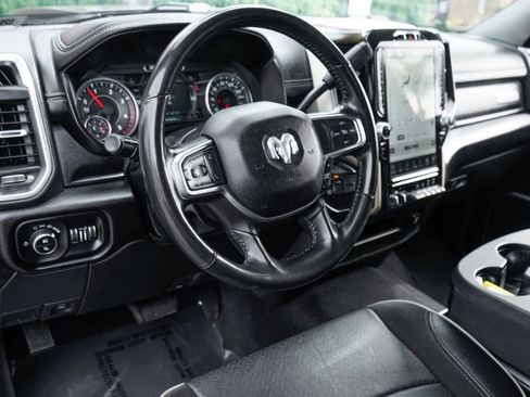 Used 2024 RAM 2500 Laramie AWD/4WD image 18