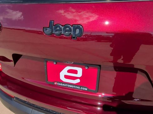 New 2025 Jeep Grand Cherokee L Altitude image 48