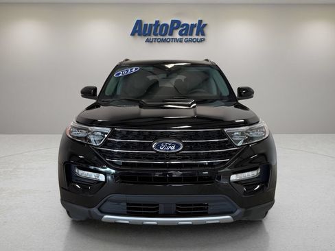 Certified 2024 Ford Explorer XLT w/ Equipment Group 202A AWD/4WD image 2