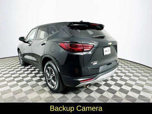 Used 2025 Chevrolet Blazer LT FWD image 7