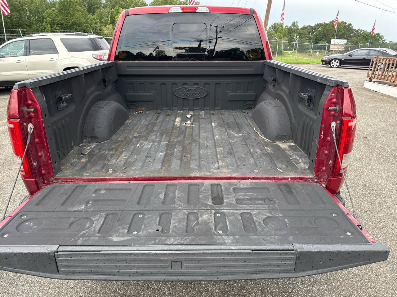 Used 2016 Ford F150 XLT w/ Equipment Group 302A Luxury AWD/4WD image 25
