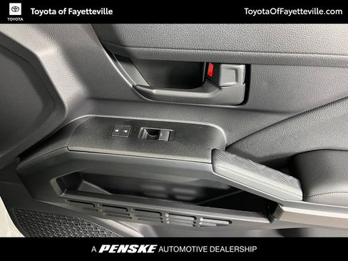 Used 2026 Toyota 4Runner SR5 RWD image 18