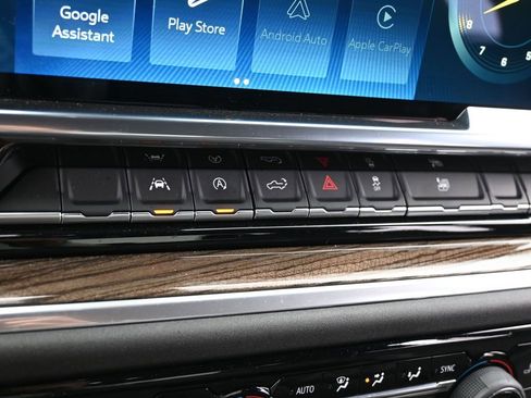 Used 2024 Chevrolet Silverado 1500 RST image 22