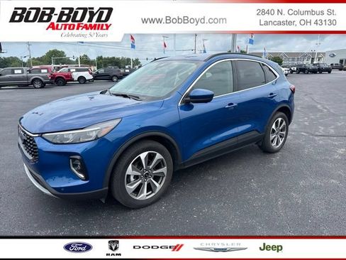 Used 2023 Ford Escape Platinum AWD/4WD image 1