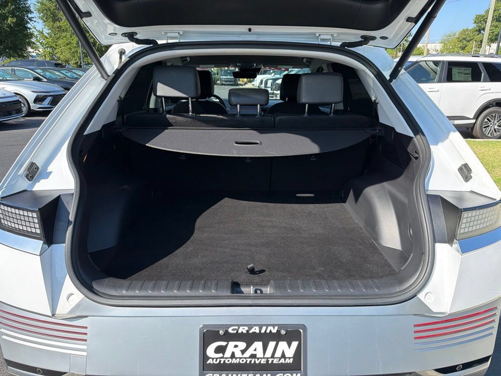 Certified 2024 Hyundai Ioniq 5 Limited RWD image 8
