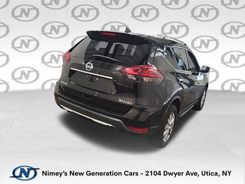 Used 2020 Nissan Rogue SV AWD/4WD image 2