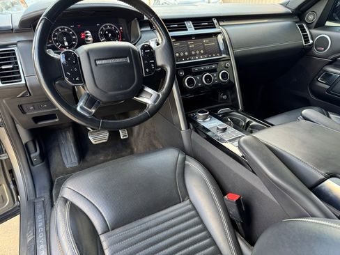 Used 2019 Land Rover Discovery HSE Luxury AWD/4WD image 2