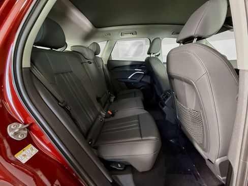 New 2025 Audi Q5 Premium Plus image 28