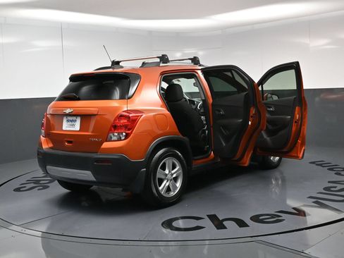 Used 2015 Chevrolet Trax LT w/ LT Sun and Sound Package FWD image 26