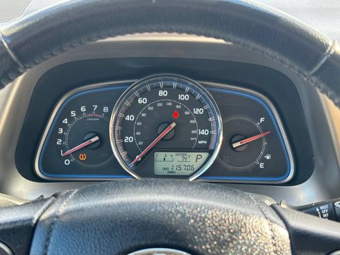 Used 2013 Toyota RAV4 Limited AWD/4WD image 18