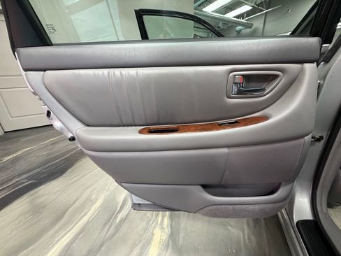 Used 2003 Toyota Avalon XLS FWD image 45