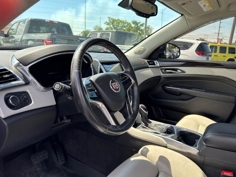 Used 2014 Cadillac SRX Luxury w/ Driver Awareness Package AWD/4WD image 20