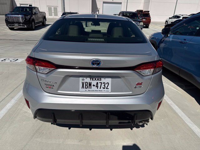 Used 2025 Toyota Corolla SE FWD image 8