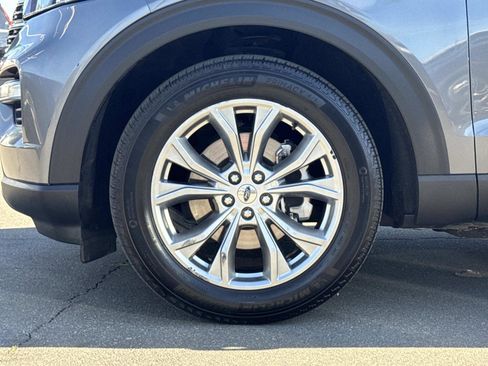 Used 2021 Ford Explorer XLT w/ Equipment Group 202A image 32