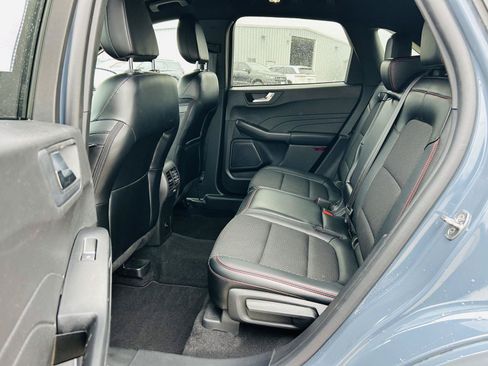 Used 2024 Ford Escape ST-Line w/ Tech Pack #1 AWD/4WD image 29