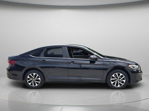 Used 2023 Volkswagen Jetta S FWD image 5