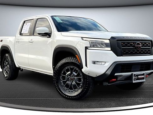 Used 2023 Nissan Frontier PRO-4X w/ Pro-4X Premium Package image 1