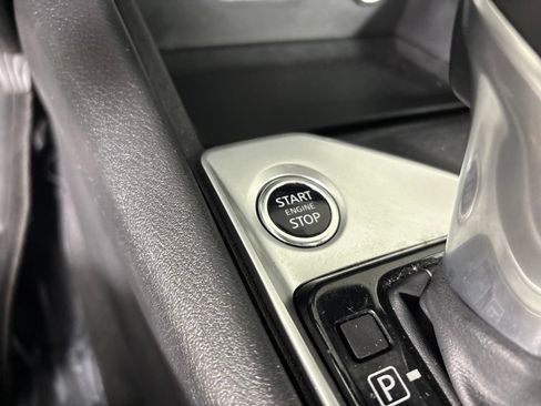 Used 2025 Nissan Altima 2.5 SV FWD image 17
