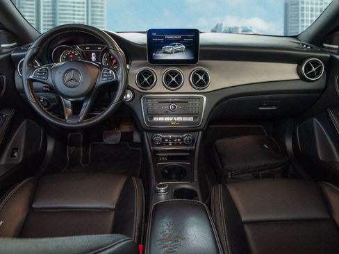 Used 2018 Mercedes-Benz CLA 250 4MATIC image 8