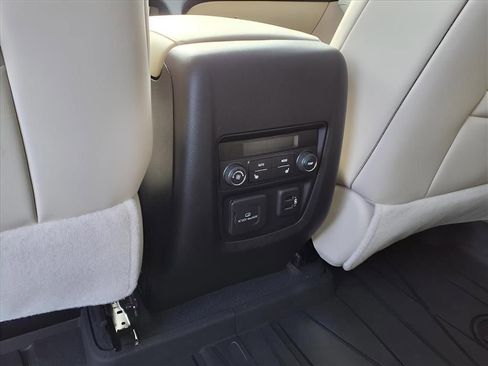 Used 2023 Buick Enclave Premium w/ Experience Buick Package image 28