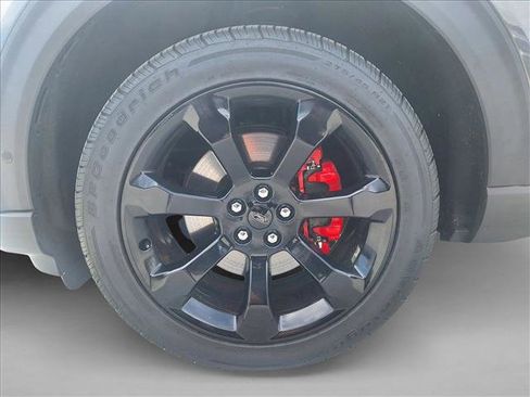 Used 2020 Ford Explorer ST w/ ST High-Performance Pack AWD/4WD image 22