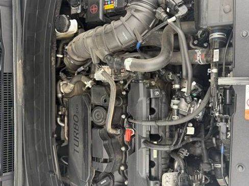 Used 2024 Kia Seltos SX image 16